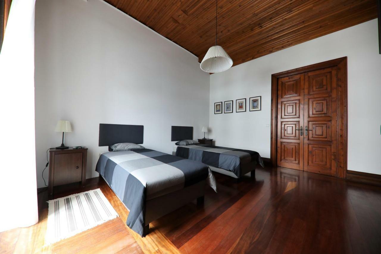 Appartement Angra Downtown Flat à Angra do Heroísmo Extérieur photo